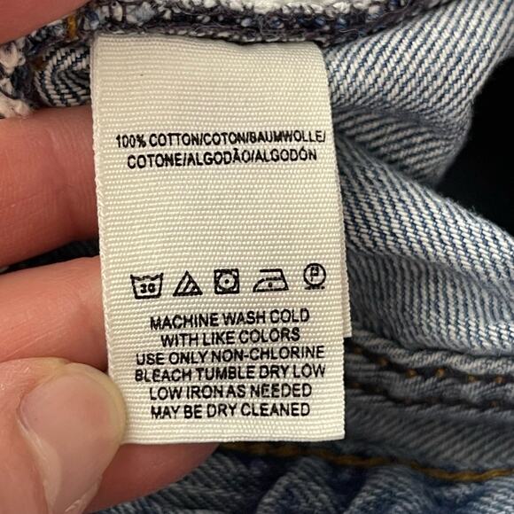 We The Free Button Fly Denim Shorts Raw Hem Size 28 Concert Short Shorts Boho - Picture 10 of 16